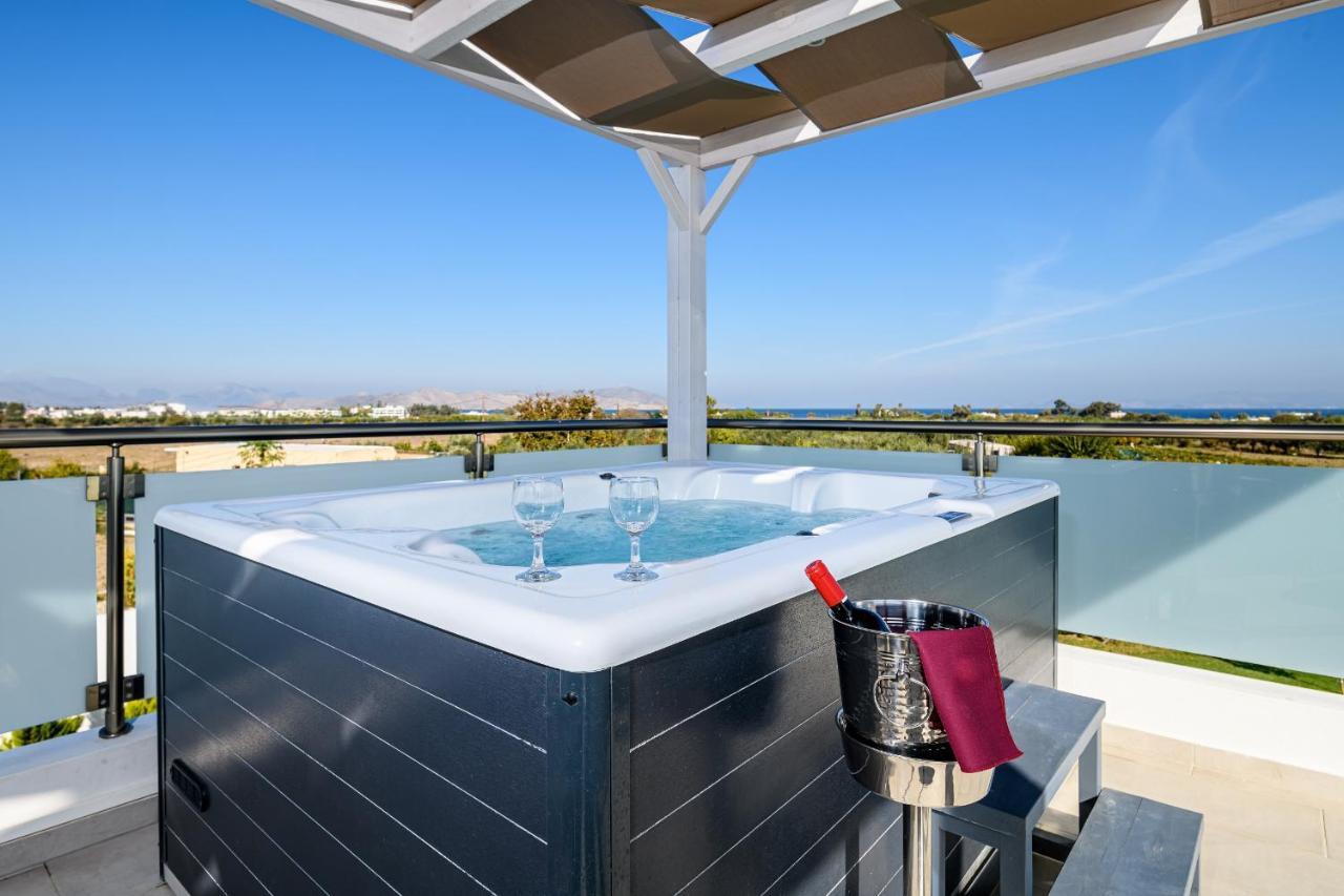 Asteria Pearl Villa 2 With Rooftop Jacuzzi Tigkaki (Kos) Exterior foto